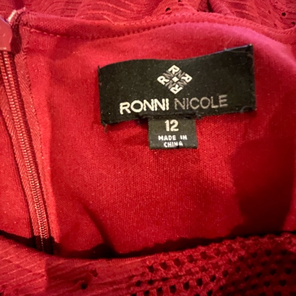 Ronni Nicole Maroon Perforated Design Dress 12 FREE SHIP - Picture 5 of 5